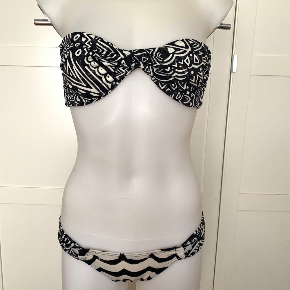 Billabong classic two-piece bikini set